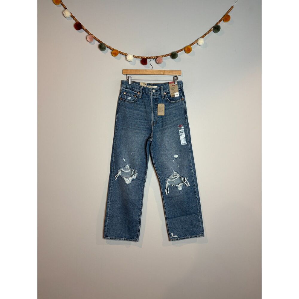 NWT Levi's Ribcage Straight Ankle jeans